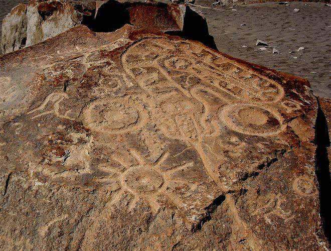 Ancient Petroglyphs Of Peru 