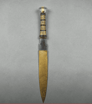 Tutankhamun's iron dagger